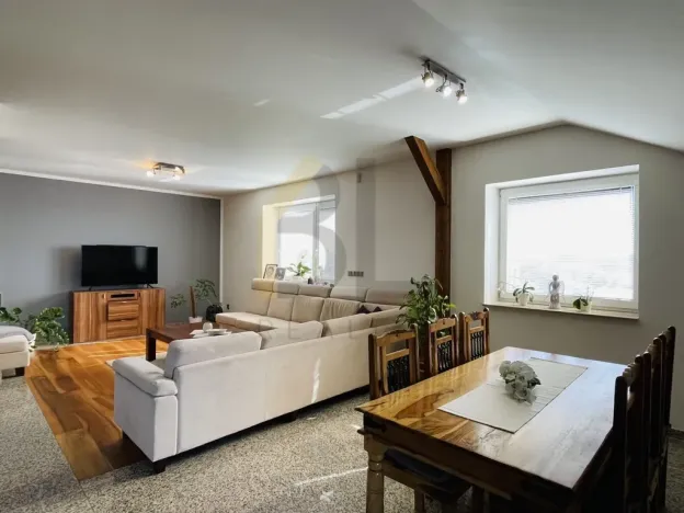 Prodej komerční nemovitosti, Břeclav, Široký dvůr, 1700 m2