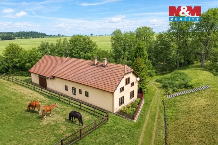 Prodej zemědělské usedlosti, Zásmuky - Nesměň, 161 m2