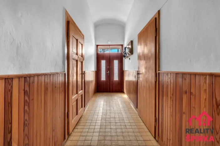 Prodej rodinného domu, Banín, 234 m2