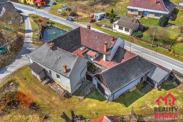 Prodej rodinného domu, Banín, 234 m2