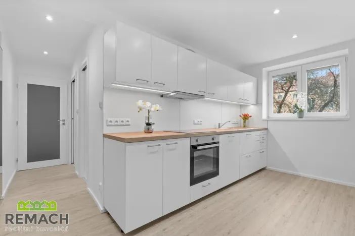 Pronájem bytu 2+kk, Uherské Hradiště, Jana Žižky, 46 m2