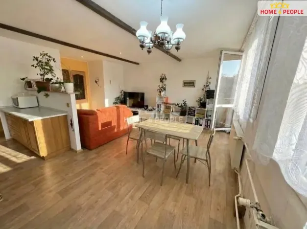 Prodej bytu 4+kk, Jince, Zborovská, 101 m2