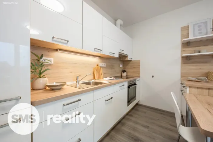 Pronájem bytu 2+kk, Brno - Sadová, Moskalykova, 45 m2