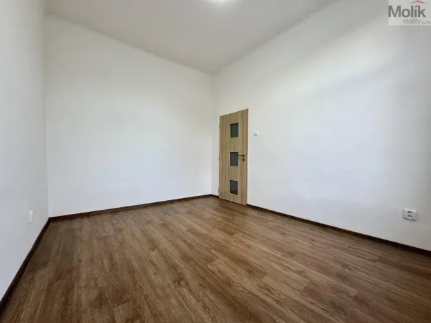 Pronájem bytu 2+1, Osek, Nelsonská, 61 m2