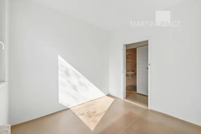 Prodej bytu 3+1, Praha - Hlubočepy, Lamačova, 67 m2