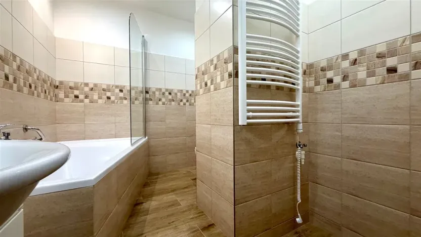 Pronájem bytu 2+1, Cheb, Přátelství, 49 m2