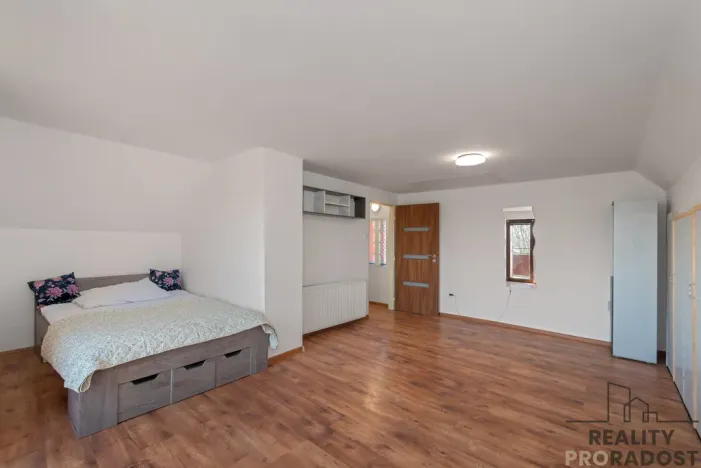 Prodej rodinného domu, Znojmo - Načeratice, 125 m2