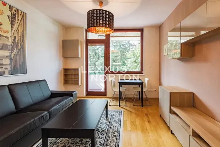 Pronájem bytu 2+kk, Praha - Veleslavín, Pod dvorem, 37 m2