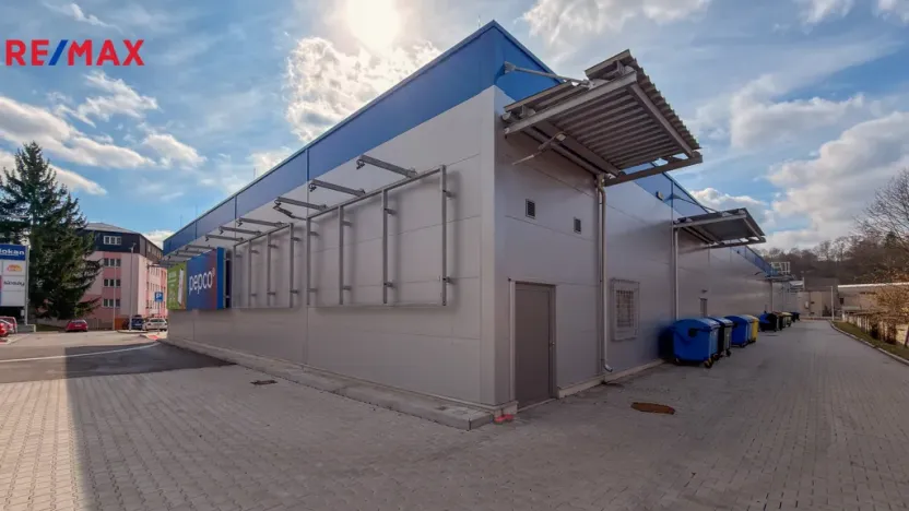 Pronájem skladu, Úpice, 88 m2
