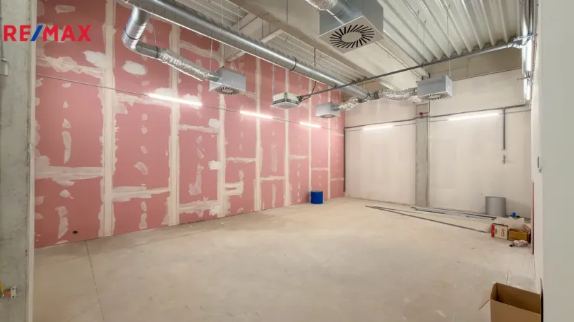 Pronájem skladu, Úpice, 88 m2