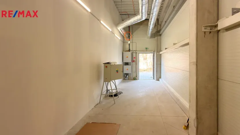 Pronájem skladu, Úpice, 88 m2