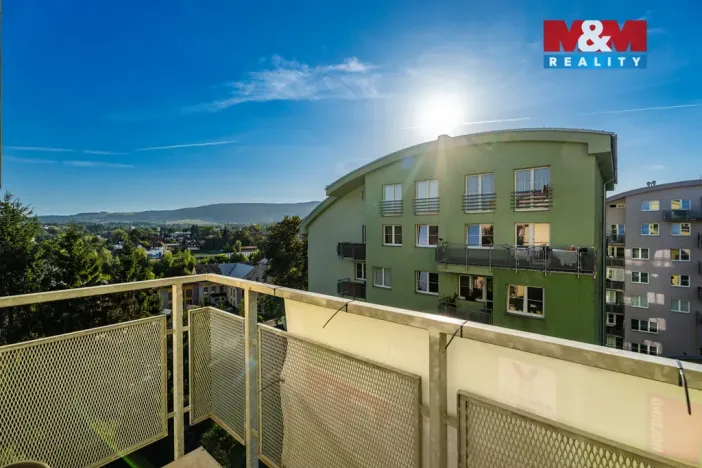 Pronájem bytu 3+kk, Liberec - Liberec VI-Rochlice, Nádvorní, 103 m2