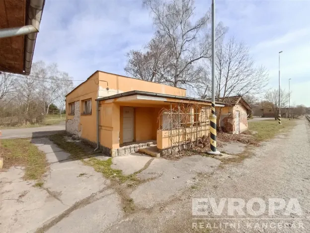 Prodej garáže, Vráž, okres písek, 109 m2