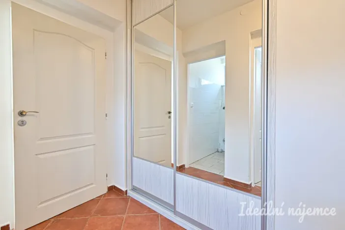 Pronájem bytu 1+kk, Mysločovice, 42 m2