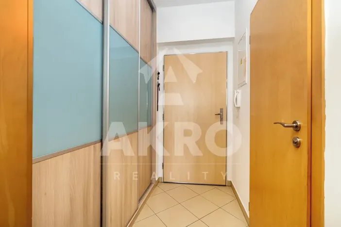 Prodej bytu 1+kk, Praha - Hloubětín, Nademlejnská, 37 m2