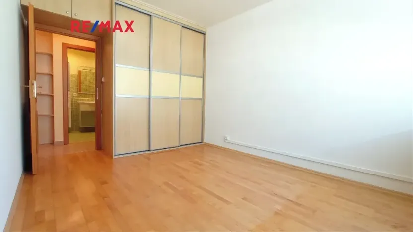 Pronájem bytu 3+kk, Praha - Vinoř, Uherská, 72 m2