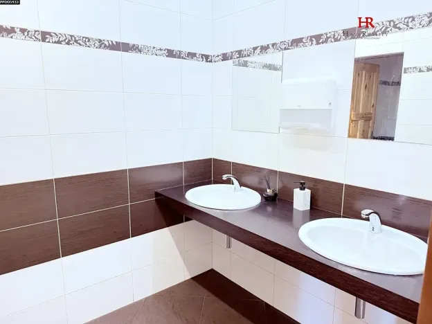 Pronájem restaurace, Mirošovice, Hlavní, 187 m2