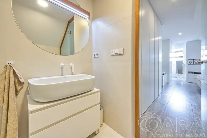 Prodej rodinného domu, Babice, Lomená, 293 m2