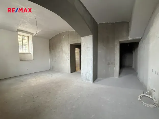 Pronájem obchodního prostoru, Praha - Nové Město, Koubkova, 89 m2