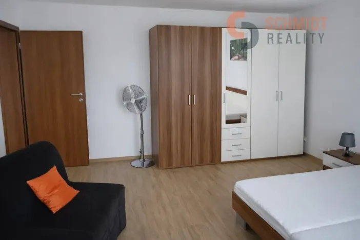 Pronájem rodinného domu, Mikulov, Vinohrady, 320 m2