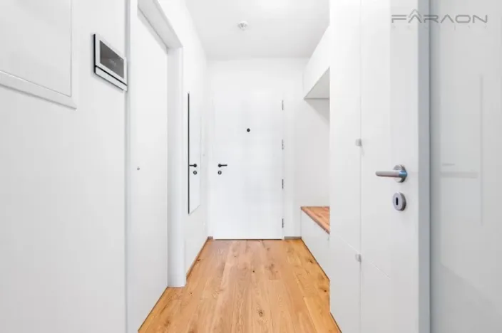 Pronájem bytu 2+kk, Praha - Nusle, Vrtbova, 65 m2