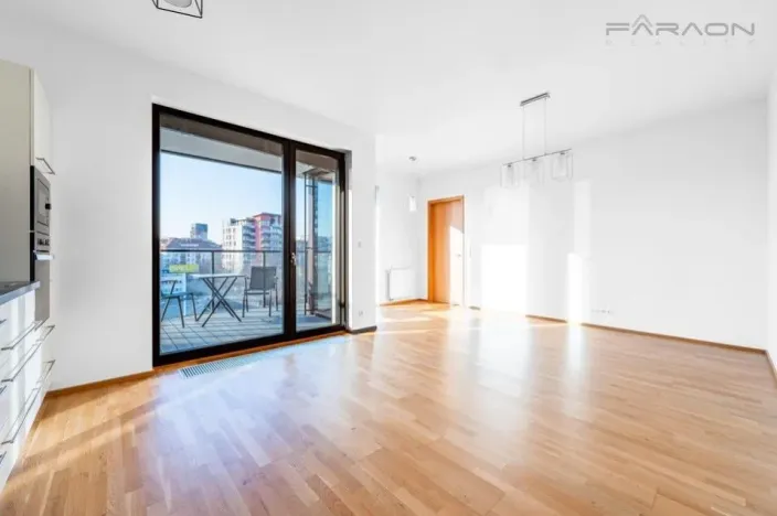 Pronájem bytu 2+kk, Praha - Holešovice, Sanderova, 63 m2