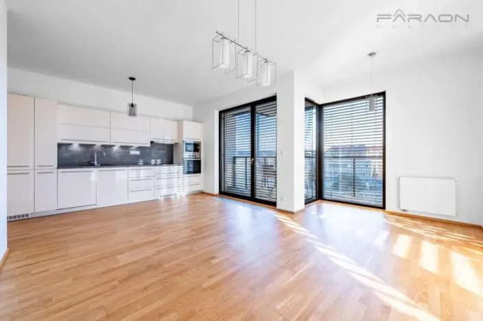 Pronájem bytu 2+kk, Praha - Holešovice, Sanderova, 63 m2