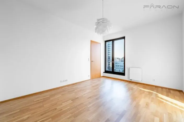 Pronájem bytu 2+kk, Praha - Holešovice, Sanderova, 63 m2