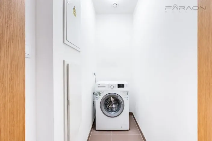 Pronájem bytu 2+kk, Praha - Holešovice, Sanderova, 63 m2