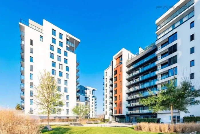 Pronájem bytu 2+kk, Praha - Holešovice, Sanderova, 63 m2