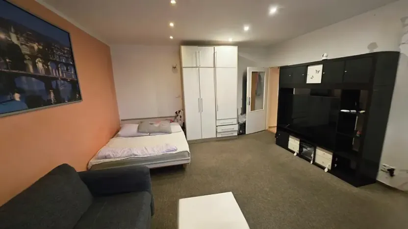 Pronájem bytu 2+1, Praha - Holešovice, 50 m2