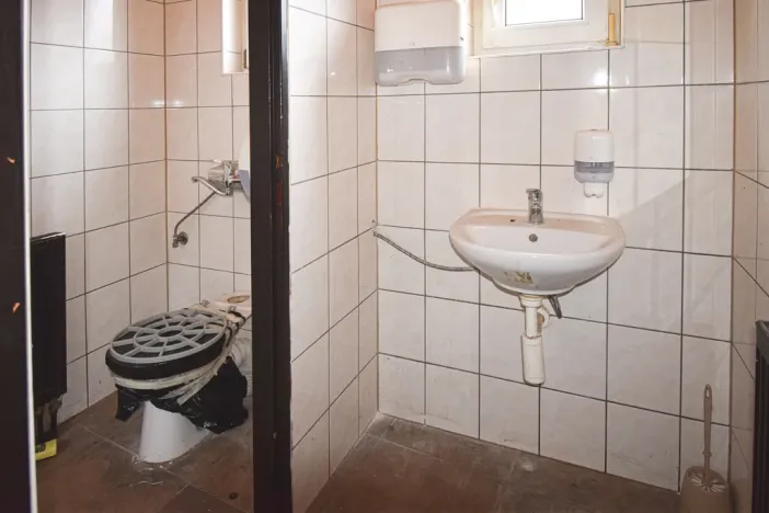 Pronájem obchodního prostoru, Dobřany, Lidická, 120 m2