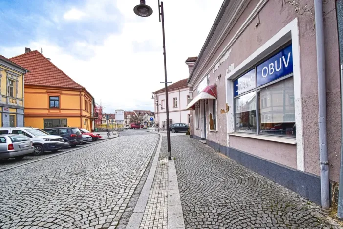 Pronájem obchodního prostoru, Dobřany, Lidická, 120 m2