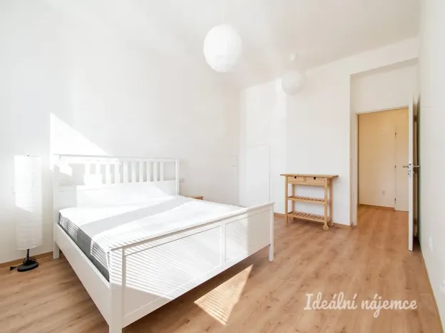 Pronájem bytu 2+kk, Praha - Střešovice, Patočkova, 53 m2