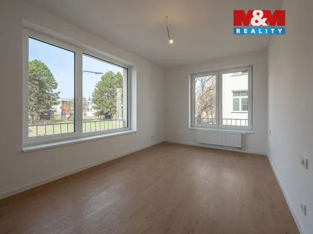 Prodej bytu 3+kk, Benešov, Dukelská, 83 m2