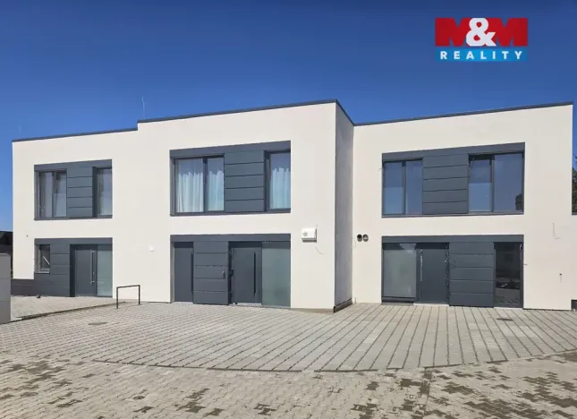 Prodej rodinného domu, Sezemice, 121 m2