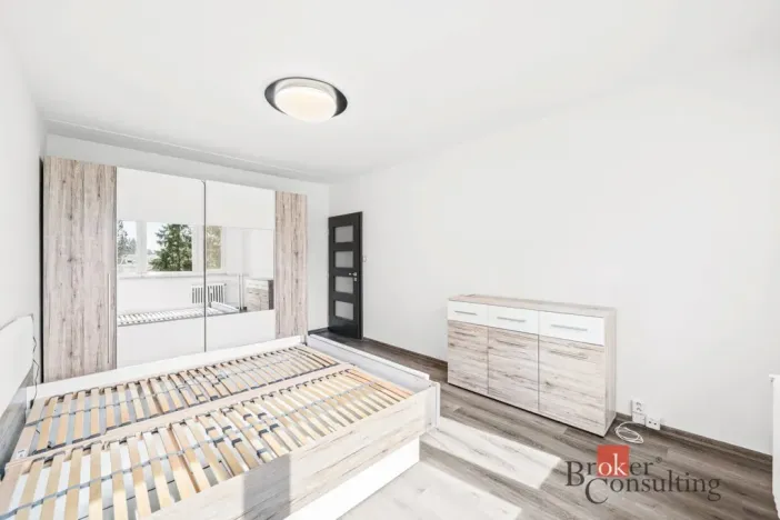 Prodej bytu 2+1, Plzeň - Skvrňany, Vojanova, 58 m2