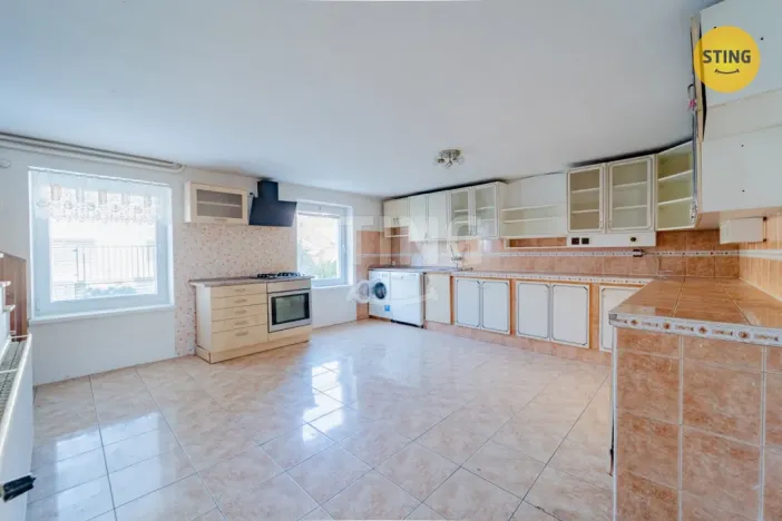 Prodej rodinného domu, Třeština, 180 m2