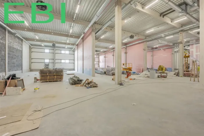 Pronájem skladu, Libiš, 2218 m2