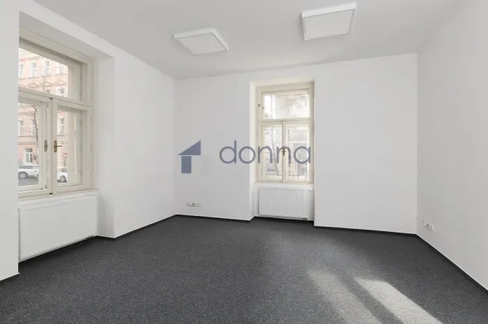 Pronájem kanceláře, Praha, Blanická, 49 m2
