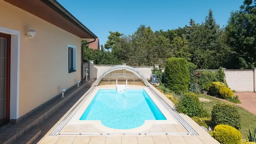 Prodej rodinného domu, Horoměřice, 350 m2