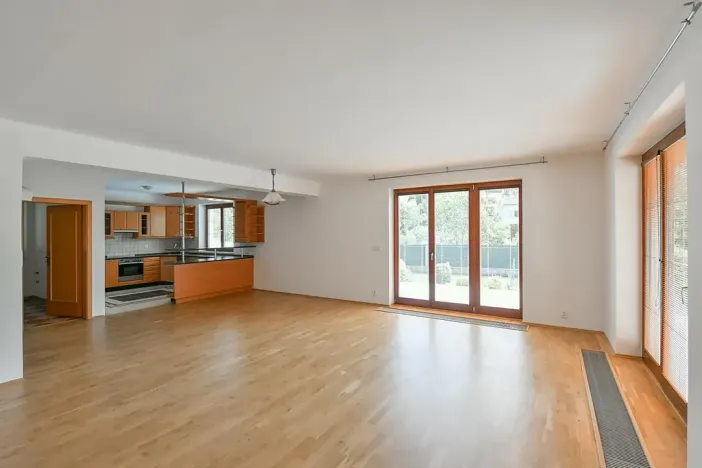 Prodej rodinného domu, Horoměřice, 350 m2