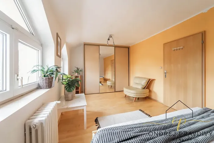 Prodej rodinného domu, Lety, Sokolská, 265 m2