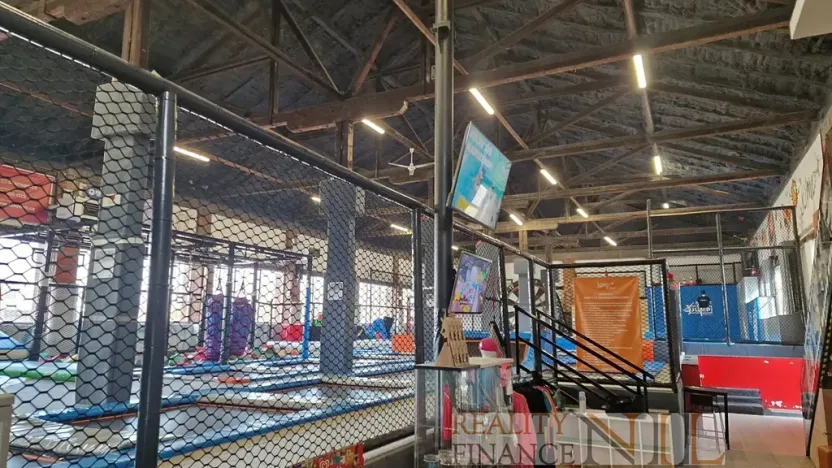 Pronájem skladu, Plzeň, 1074 m2