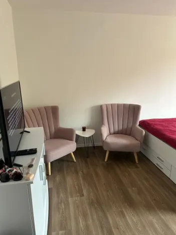 Pronájem bytu 1+kk, Pardubice, Lidická, 30 m2