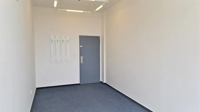 Pronájem kanceláře, Kladno, Váňova, 24 m2