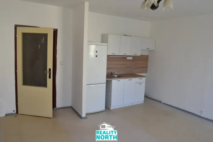 Pronájem bytu 1+kk, Ústí nad Labem, Dukelských hrdinů, 31 m2