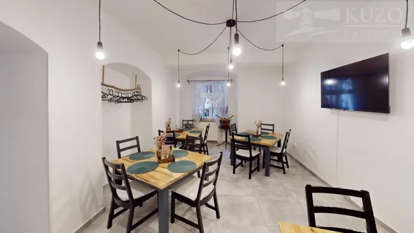 Prodej restaurace, Příbram - Příbram VI-Březové Hory, náměstí J. A. Alise, 450 m2