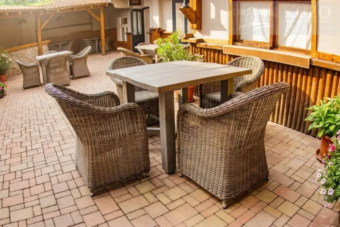 Prodej restaurace, Příbram - Příbram VI-Březové Hory, náměstí J. A. Alise, 450 m2