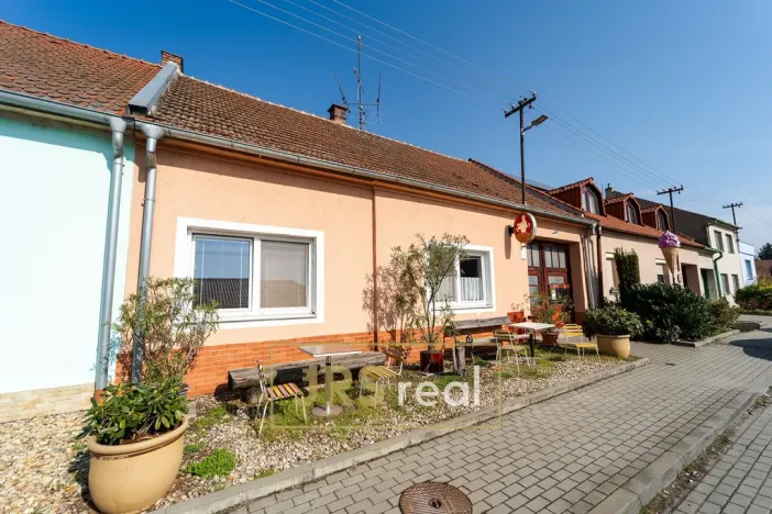 Prodej rodinného domu, Žabčice, 240 m2